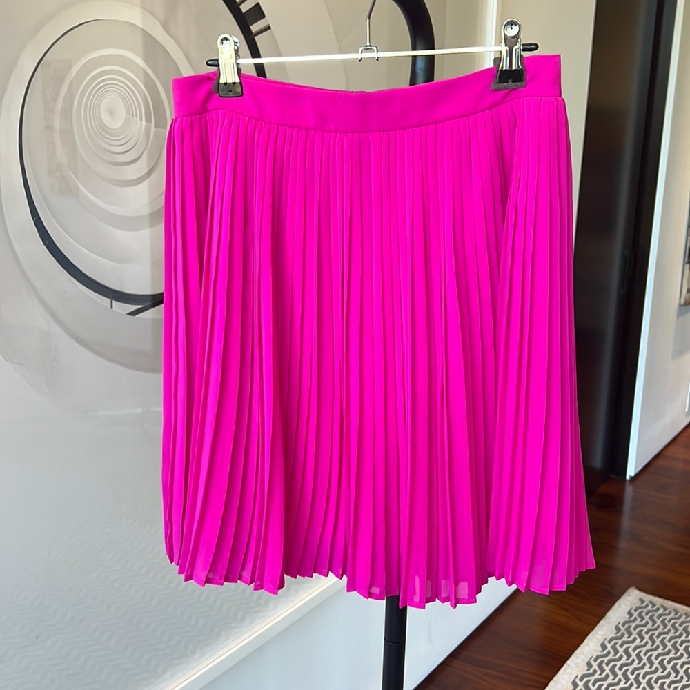 KENZO PARIS MINI SKIRT - Medium size - Never Worn